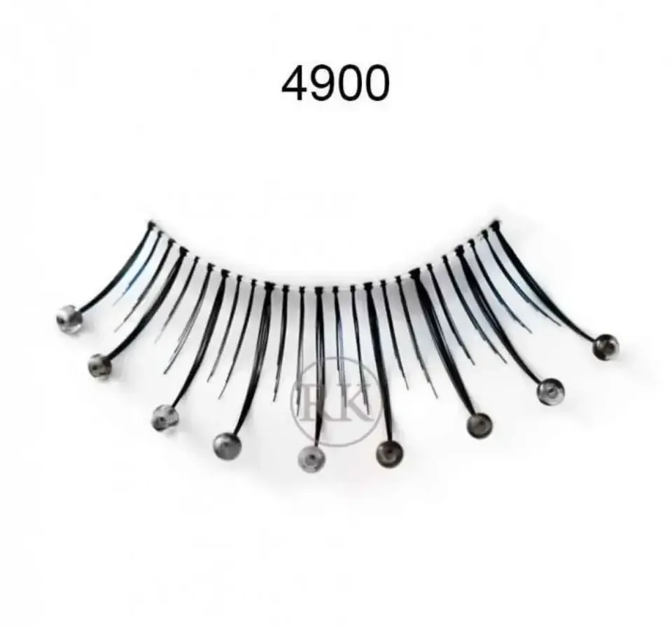 4900