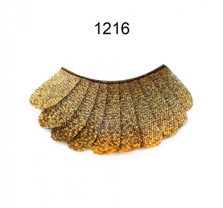 1216